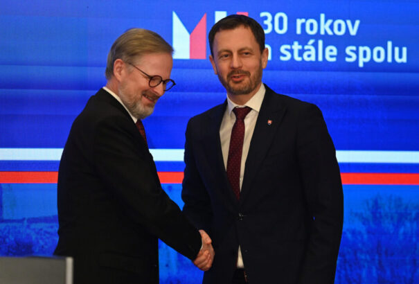 Heger, Fiala és Morawiecki háborúpárti cikke a nyugati lapban: Ukrajna részleges győzelme nem elég