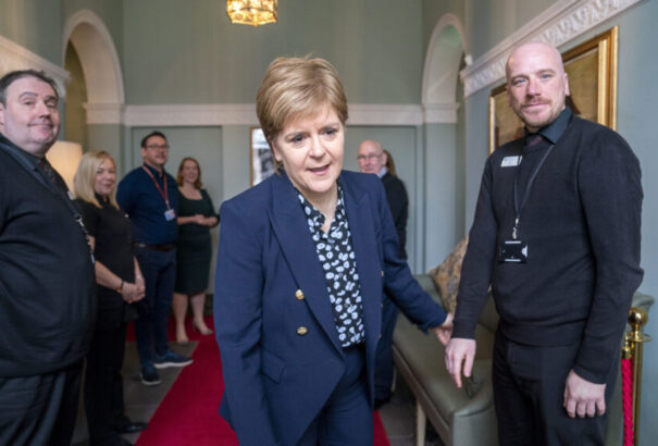 Őrizetbe vették Nicola Sturgeon volt skót miniszterelnök férjét