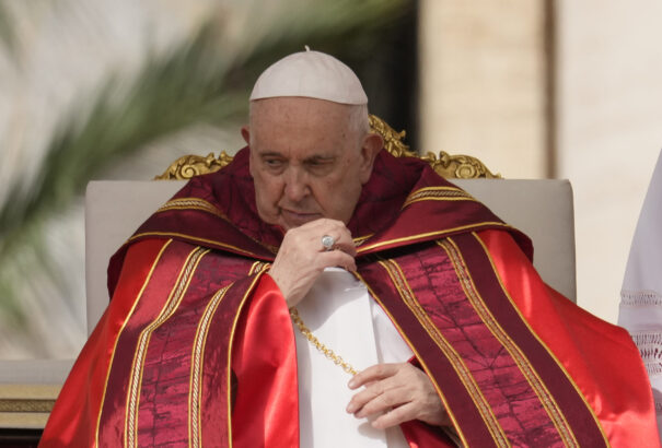 Ferenc pápa megköszönte a hívek imáit betegsége idején
