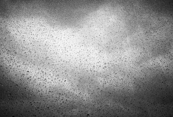 Hűvös, borongós és csapadékos lesz a szombat