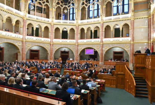 Nézőpont: háromnegyedes többséggel győzne most a Fidesz