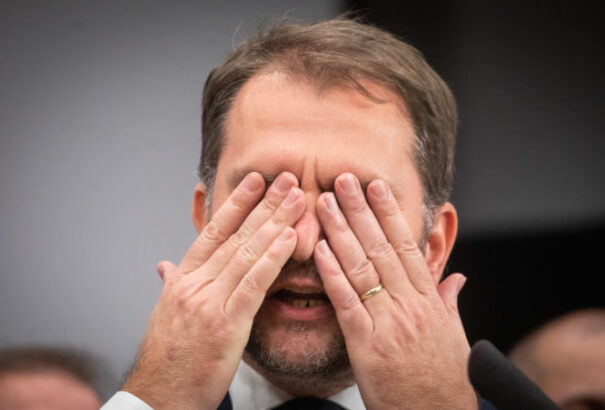 Az LMBTQ+-felvonuláson történt incidens miatt büntetőfeljelentést tettek Matovič ellen