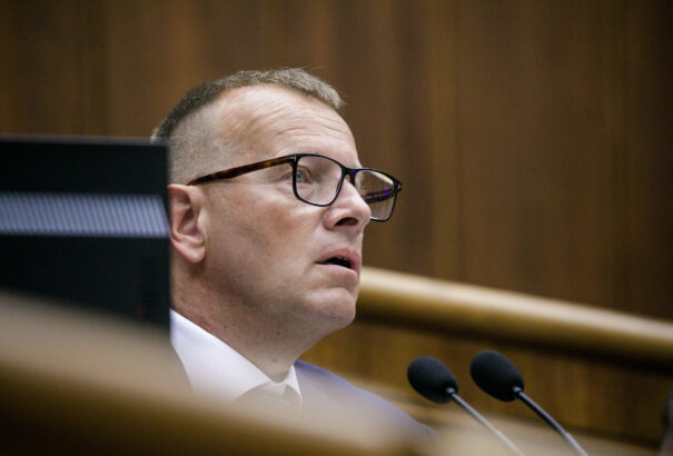 Kollár: Az ügyvivő kormány még nagyobb káoszba taszítaná az országot