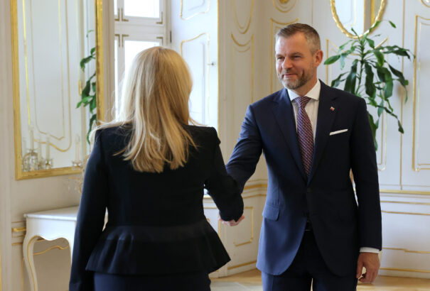 Körkép.sk hírlevél: A parlament Čaputová kezére játszott. A HLAS-t elkapta a balliberális örvény. Dezinformációs spirál Szlovákiában