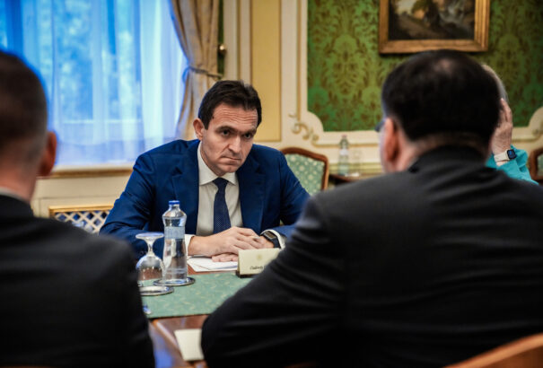 Ódor megkezdi a tárgyalásokat a parlamenti pártokkal