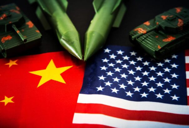 Az USA egyre keményebben fenyegeti a kínai gazdaság ütőerét. Újabb eszkaláció a láthatáron?