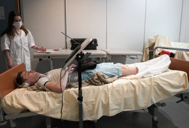 Az Európai Űrügynökség tanulmányának részeként 12 önkéntes több ezer euróért két hónapig ágyban fekhet