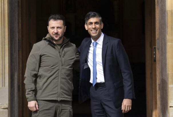 Sunak vidéki rezidenciáján fogadta Zelenszkijt. Nagy-Britannia több száz harci drónt ígért Ukrajnának