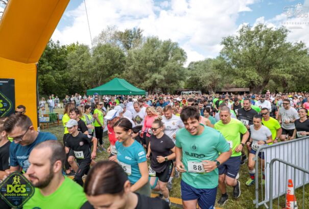 Tíz éve futnak azért, hogy másoknak jobb legyen – Fantasztikus jubileumhoz ért a DGS Dögös Sprint