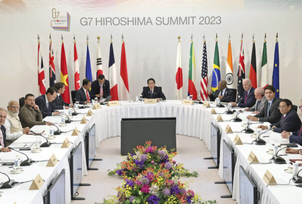 Ukrajna további támogatásáról és Kína visszaszorításáról szólt a G7-es csúcs