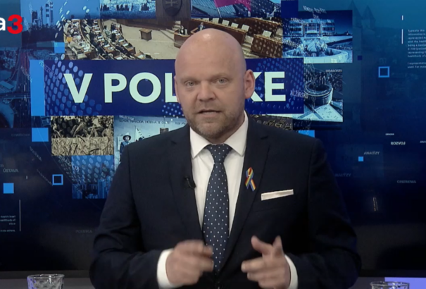 A TA3 műsorvezetője élő adásban tanácsolta a parlamenti képviselőknek, hogy pornónézés közben eresszék ki a gőzt