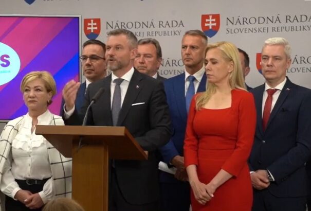 Júliustól emelkedik a minimálnyugdíj összege