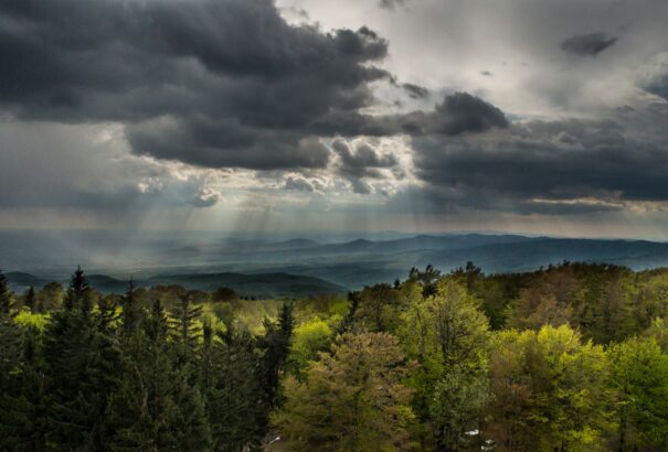 Felhős időnk lesz kedden, délután esővel