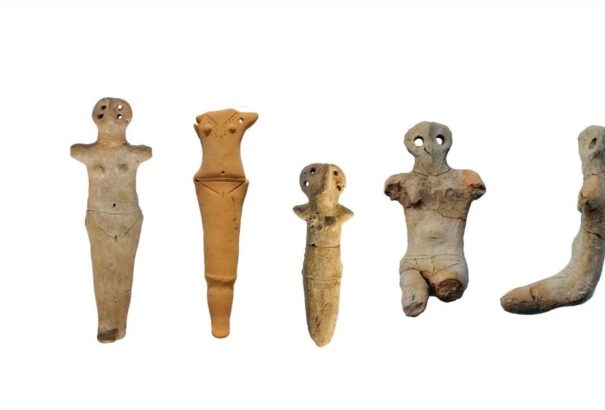 Több ezer éves tárgyakat találtak egy ukrajnai barlangban