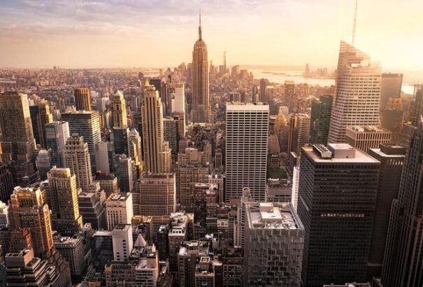 Az Egyesült Államokban megszűnik a külföldi utazók kötelező covid elleni védőoltása