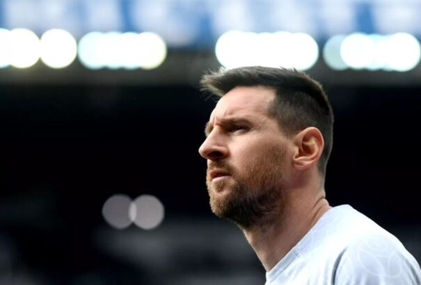 Messi engedély nélkül távozott csapatától. Két hétre eltiltották