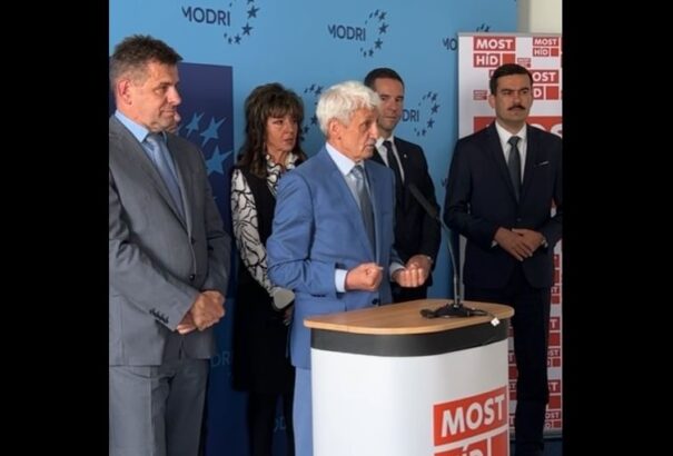 Dzurinda lesz a hidas lista vezetője