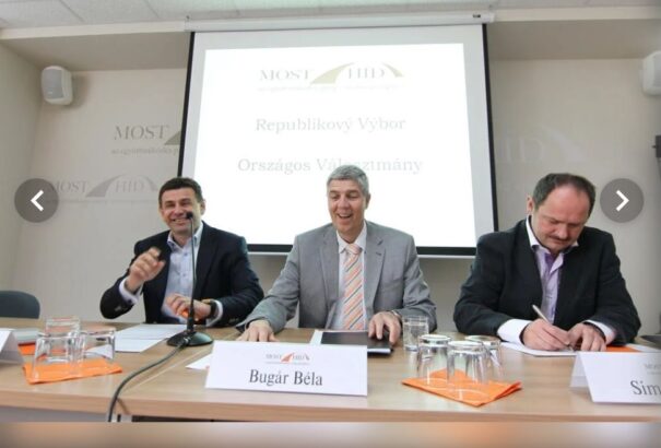 Soha nem látott sötét sereg és pénzösszeg száll harcba a Szövetség politikai likvidálására