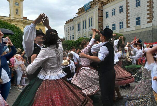 Ismét sikert aratott az Összetartozás Tánca a felvidéki Komáromban