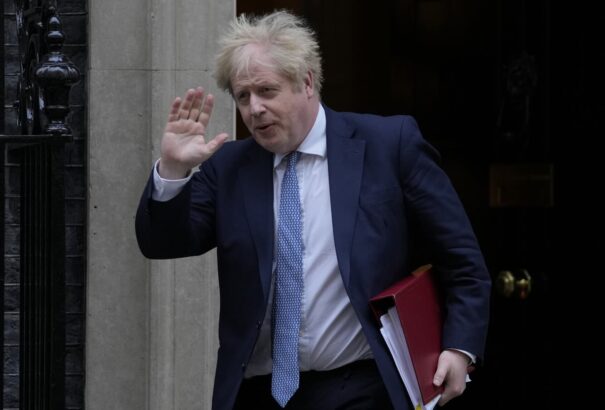 Azonnali hatállyal lemondott parlamenti mandátumáról a volt brit miniszterelnök