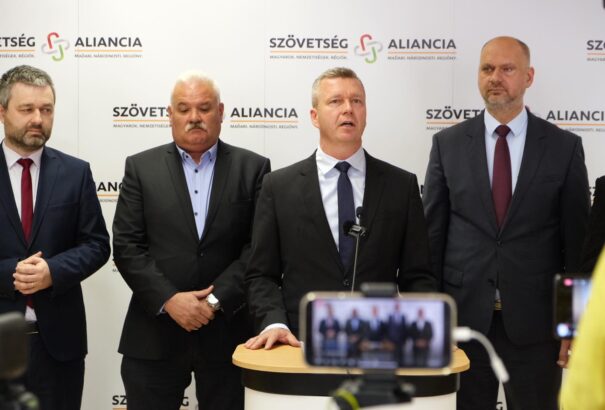 Új vezetőket választott a Most-Híd platform