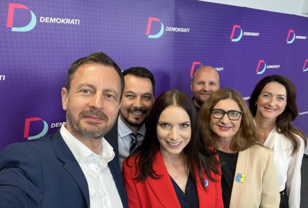 Szlovák énekesnő csatlakozott Hegerékhez