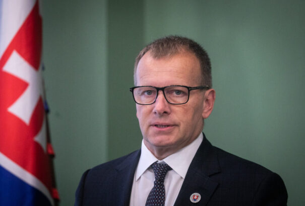 Kollár elutasítja a feltételezést is, hogy exbarátnőjét a SIS-szel figyeltette volna meg