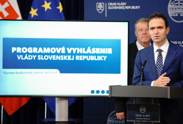 Mit tartalmaz Ódorék kormányprogramja? Ukrajna támogatását fenntartják, az energiaárak kompenzációját már nem