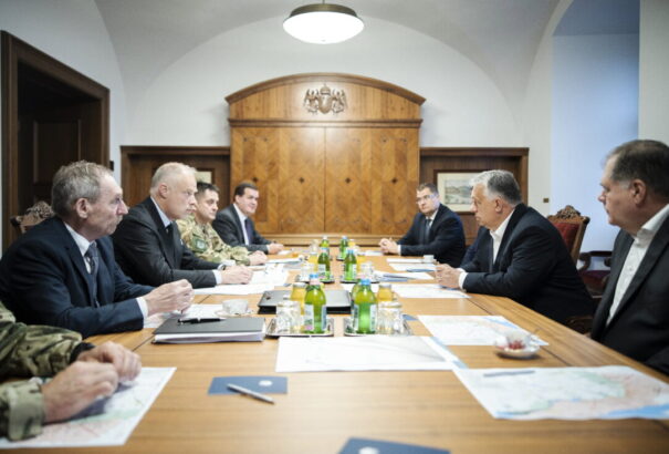 Orbán Viktor magyar miniszterelnök összehívta a Védelmi Tanácsot