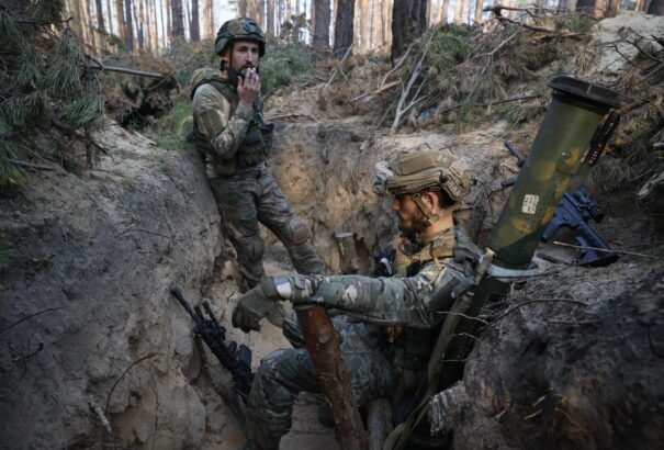 Az Egyesült Államok több mint kétmilliárd dolláros katonai segélyt jelentett be Ukrajnának