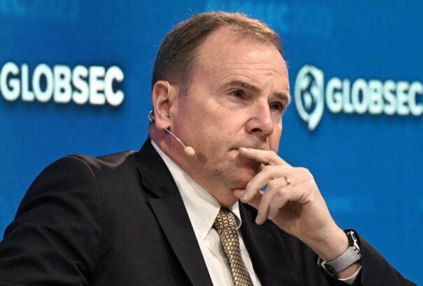 A volt amerikai tábornok sürgeti Washingtont, hogy nagy hatótávolságú rakétákat adjon át Kijevnek