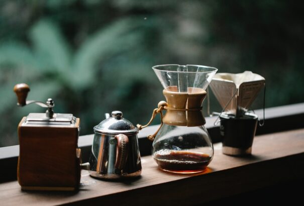 Íme, néhány alternatív kávéfőző eszköz, amelyek sokkal jobbak, mint ahogy azt a legtöbben gondolják!