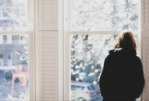 Az elszigeteltség és a magány jelentősen növeli a halálozás kockázatát – derült ki egy kínai kutatócsoport 90 tanulmányt összegző, átfogó elemzéséből.