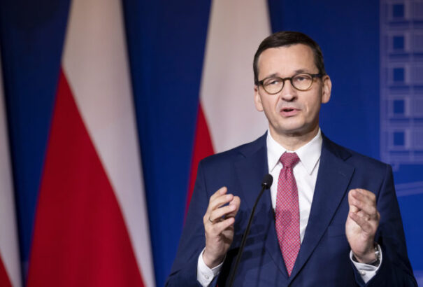 Morawiecki szerint Lengyelország nukleáris fegyvereket akar telepíteni a területén