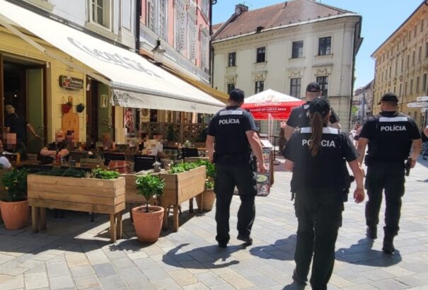 ZMOS: Legalább 2500 rendőr hiányzik a terepről