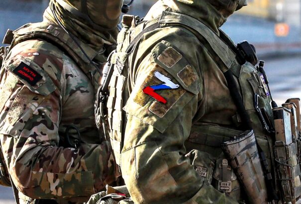 Az orosz parlament 30 évre emelte a sorkötelezettség felső korhatárát