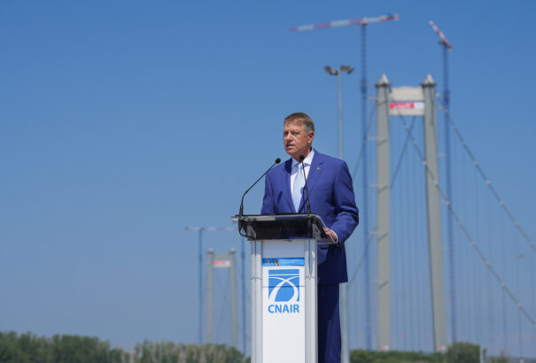 Románia: Felavatták az EU harmadik leghosszabb függőhídját