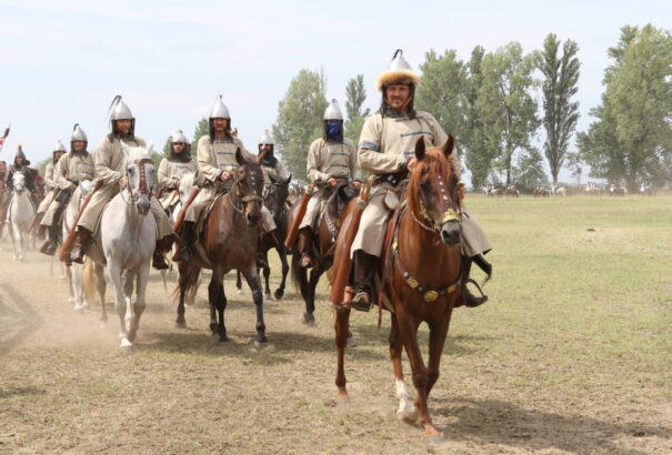 Több tízezer látogatót várnak az Ősök Napjára