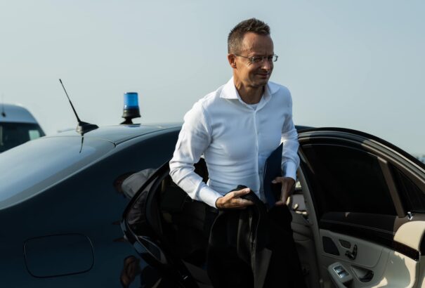Szijjártó Péter: Jó esély van a háborús eszkaláció elkerülésére a NATO-csúcson