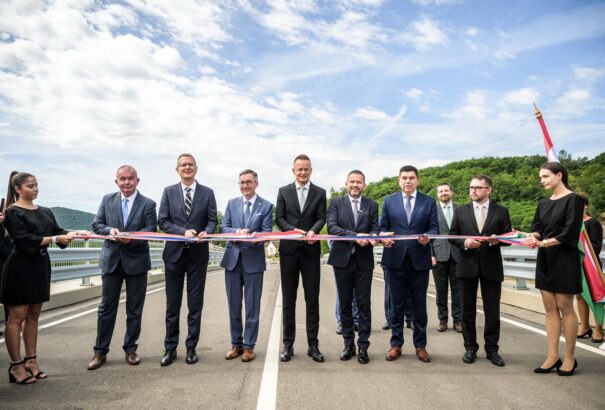 Szijjártó Péter: közös sikertörténeteket kell építeni Szlovákiával