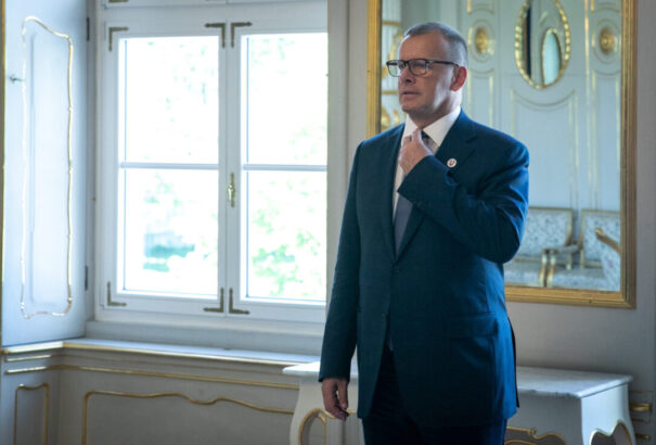 Kedden rendkívüli ülés, megpróbálják leváltani a házelnököt