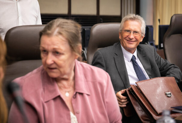 A rendőri vezetéssel folytatott viták miatt Šimko távozik a belügyminiszteri posztról