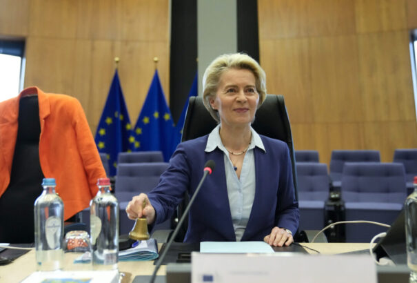 Brit lapértesülés: A Fehér Ház Ursula von der Leyent szeretné NATO-főtitkárnak