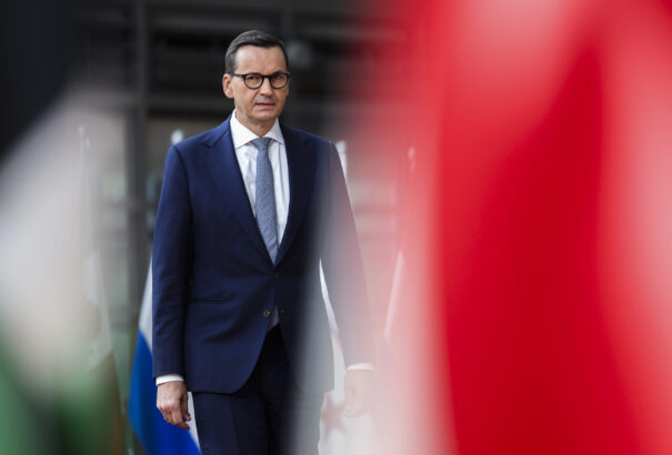 Morawiecki: az illegális bevándorlás ügyét nem lehet azzal megoldani, hogy törvényessé teszik
