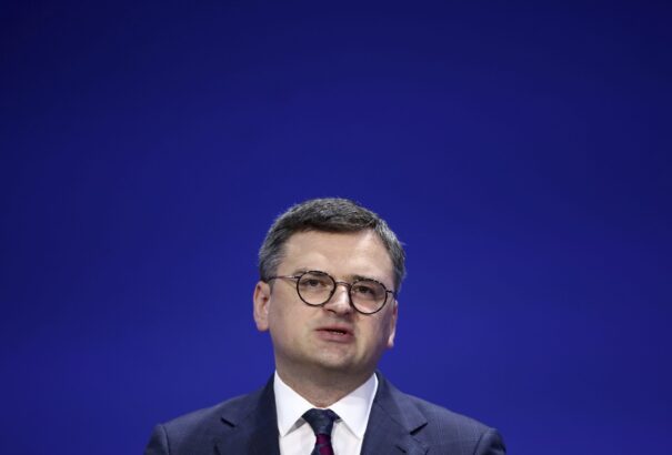 Ismét követelőzik az ukrán külügyminiszter