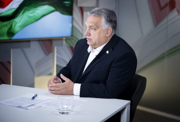 Orbán Viktor: olyan idők jönnek, amikor a gyenge népek elvesznek, az erősek megmaradnak