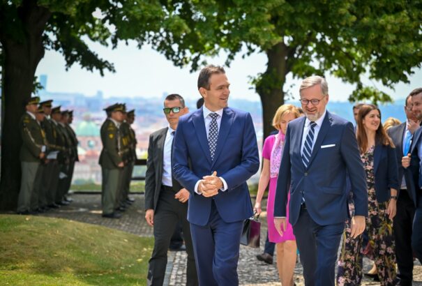 Ódor Csehországban: Tárgyalni kell arról, hogyan osszuk szét a migránsokat