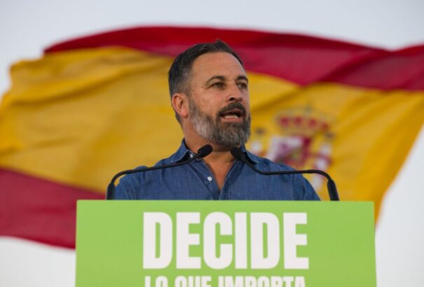 A felmérések szerint küszöbön a konzervatív fordulat Spanyolországban