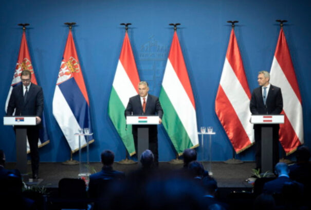 Bécsben rendezik meg a soron következő magyar-szerb-osztrák Migrációs Csúcsot