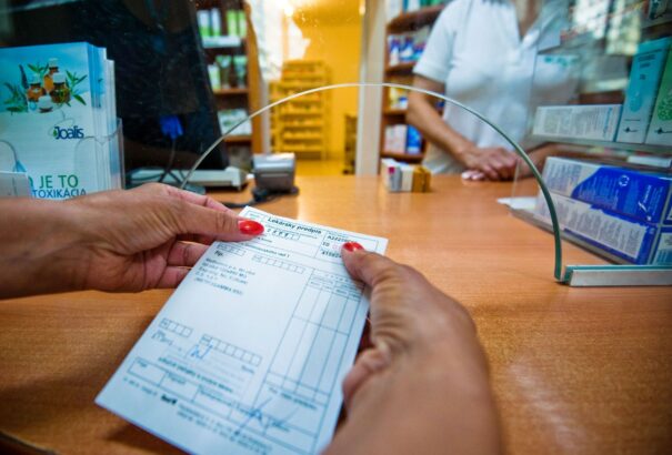 Augusztustól módosul a gyógyszerfelírás orvosok közötti delegálása